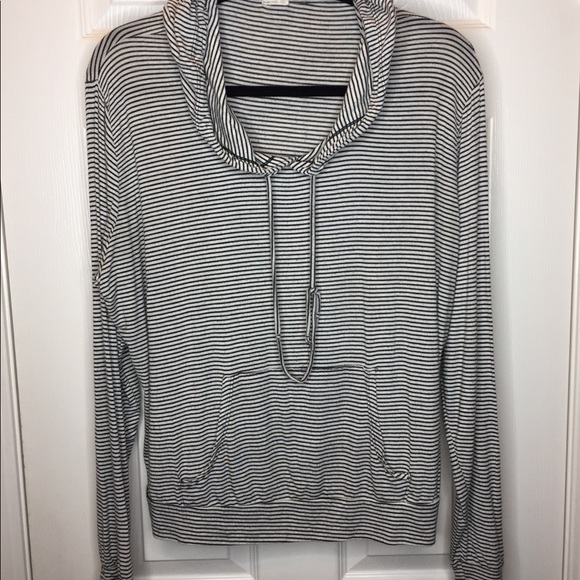 Brandy Melville Tops - Woman’s top shirt blouse Brandy Melville one size